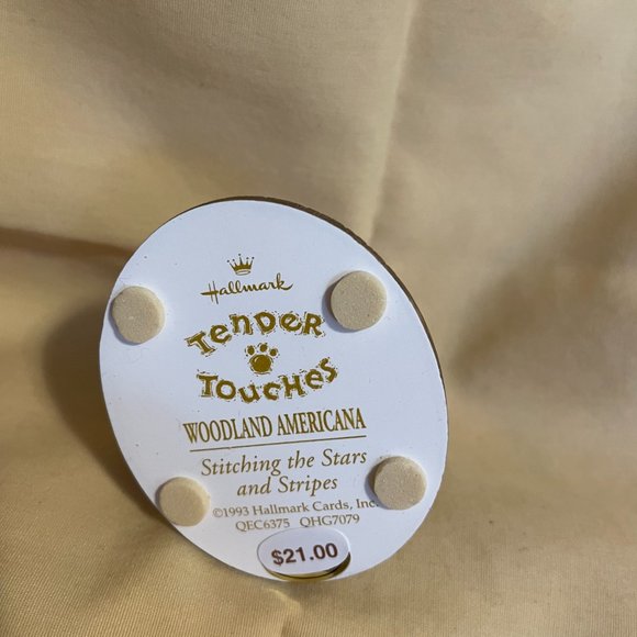 Stitching the Stars & Stripes Hallmark's Tender Touches Figurine - Picture 5 of 7